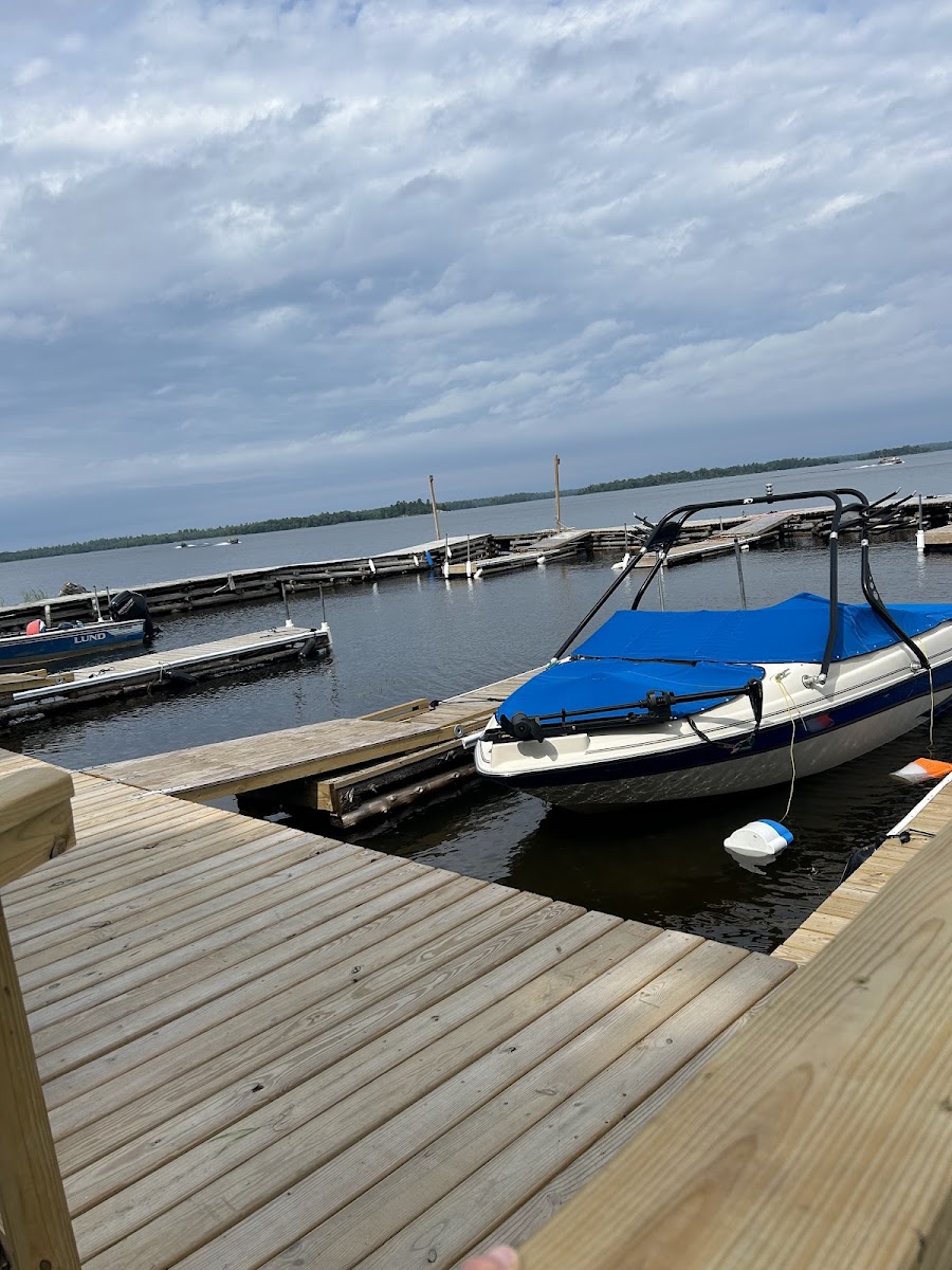 Sandy Point Lodge & Resort photo 2
