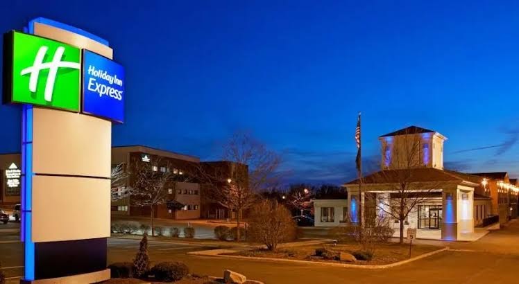 Holiday Inn Express & Suites Johnstown, an IHG Hotel