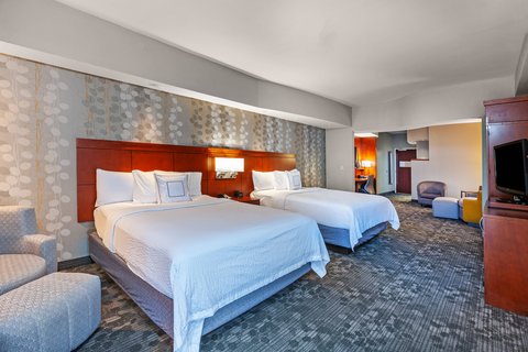 Courtyard by Marriott Tulsa Woodland Hills photo 2