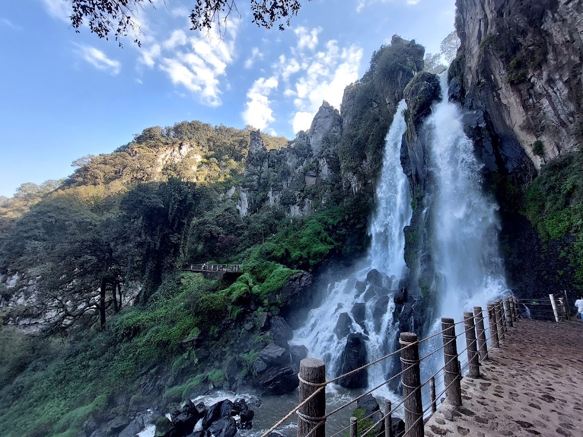 Cascada Las Brizas