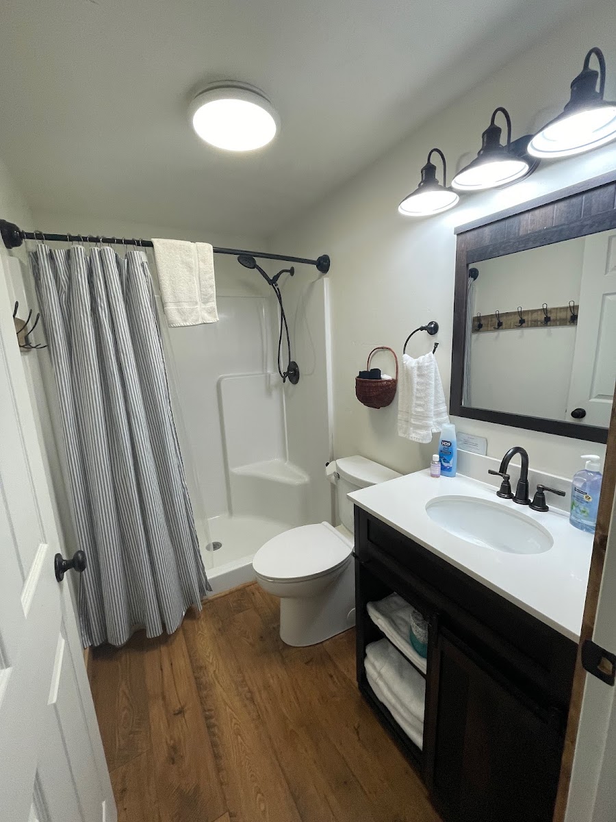 Travellers Rest Cabins and RV Park photo 3