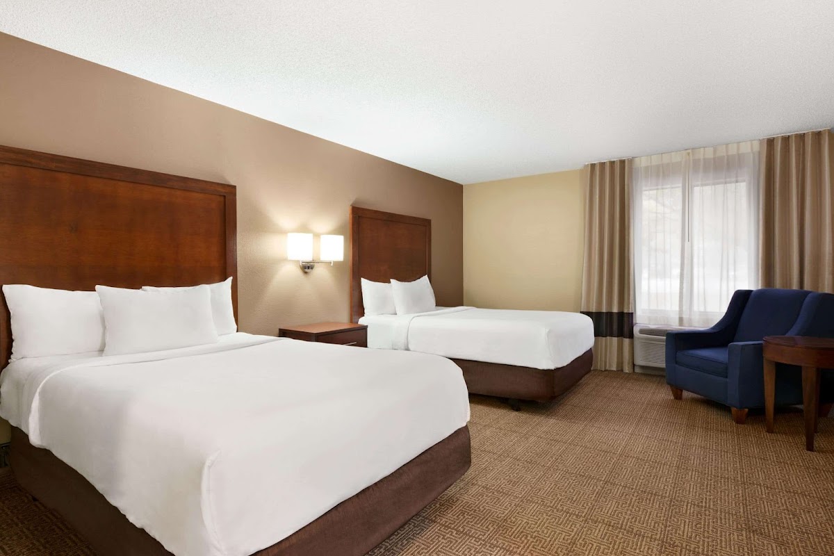Baymont by Wyndham Rocky Mount photo 2