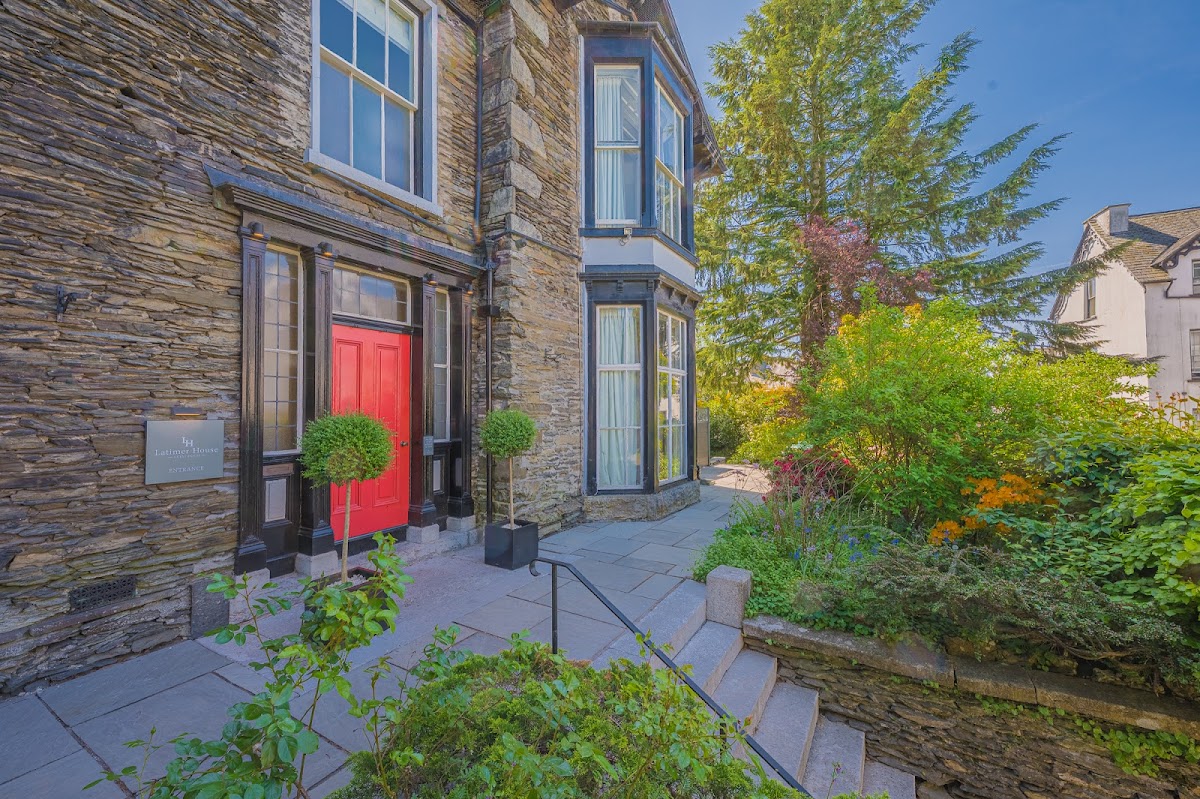 Latimer House - Guest House