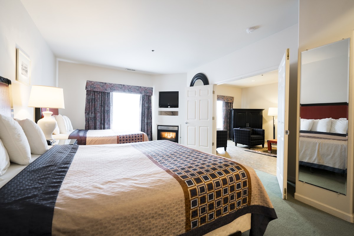 Orca Inn Suites photo 2