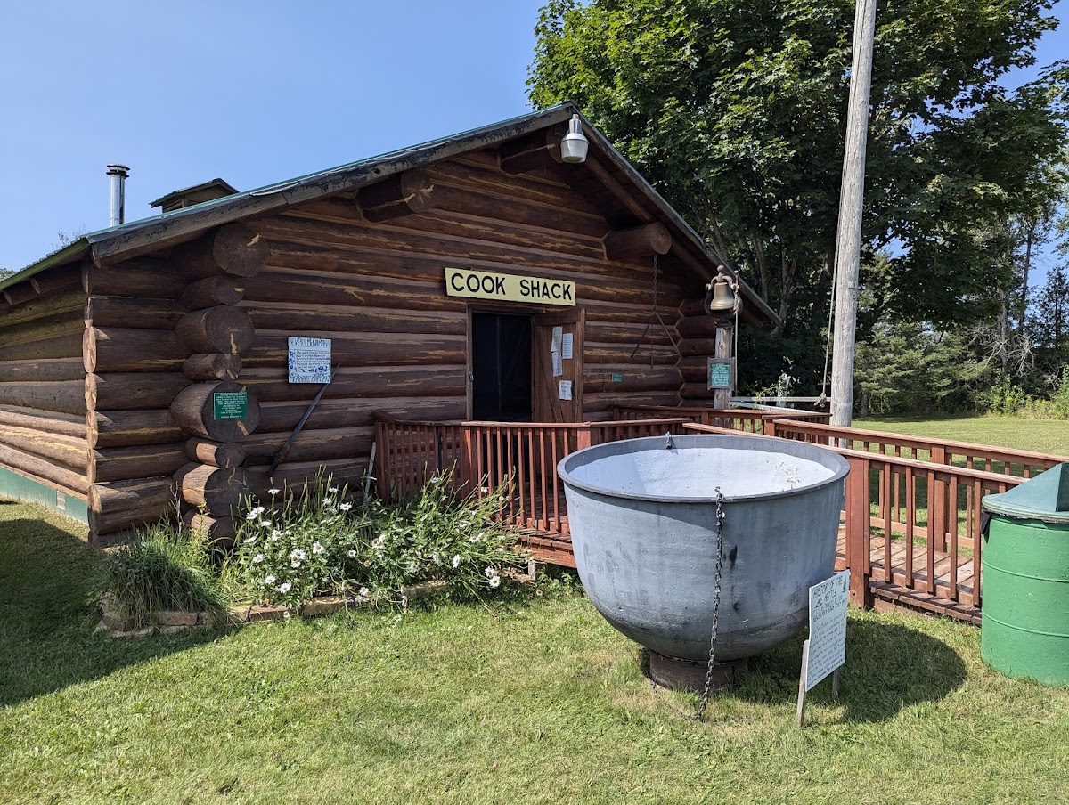 Tahquamenon Logging Museum