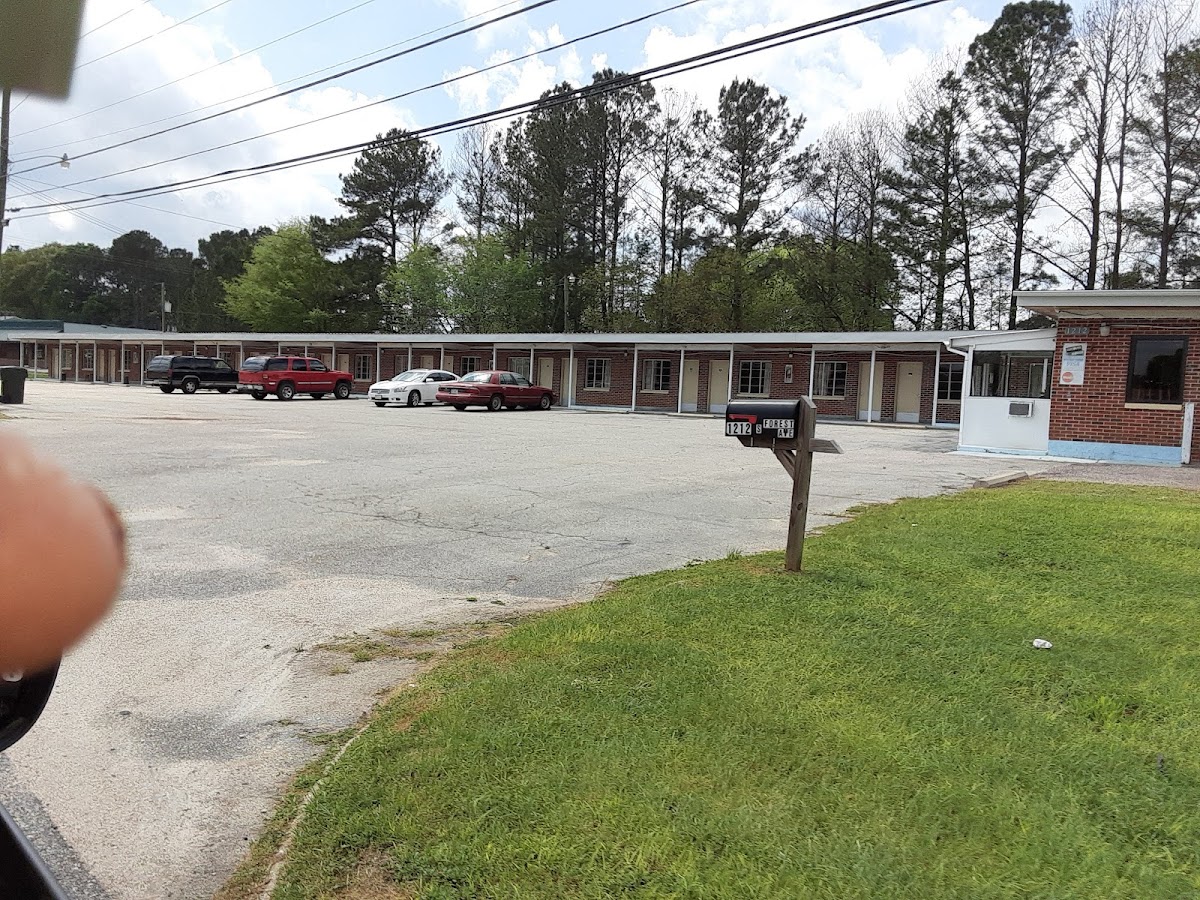 St Charles Motel photo 2