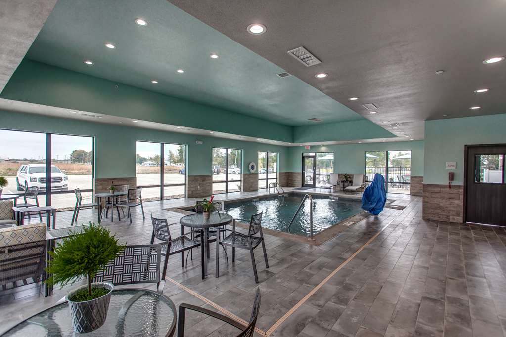 Hampton Inn & Suites Wichita/Airport photo 3