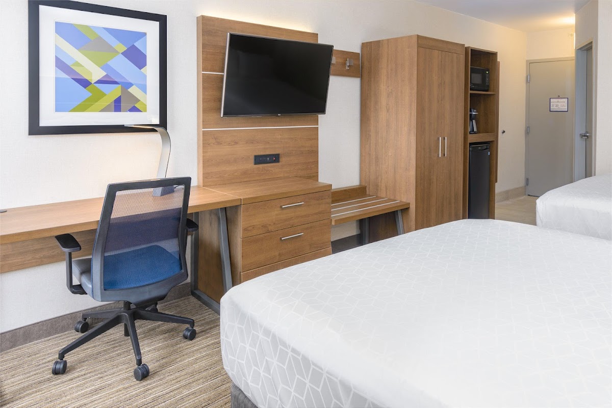Holiday Inn Express Southington by IHG photo 2