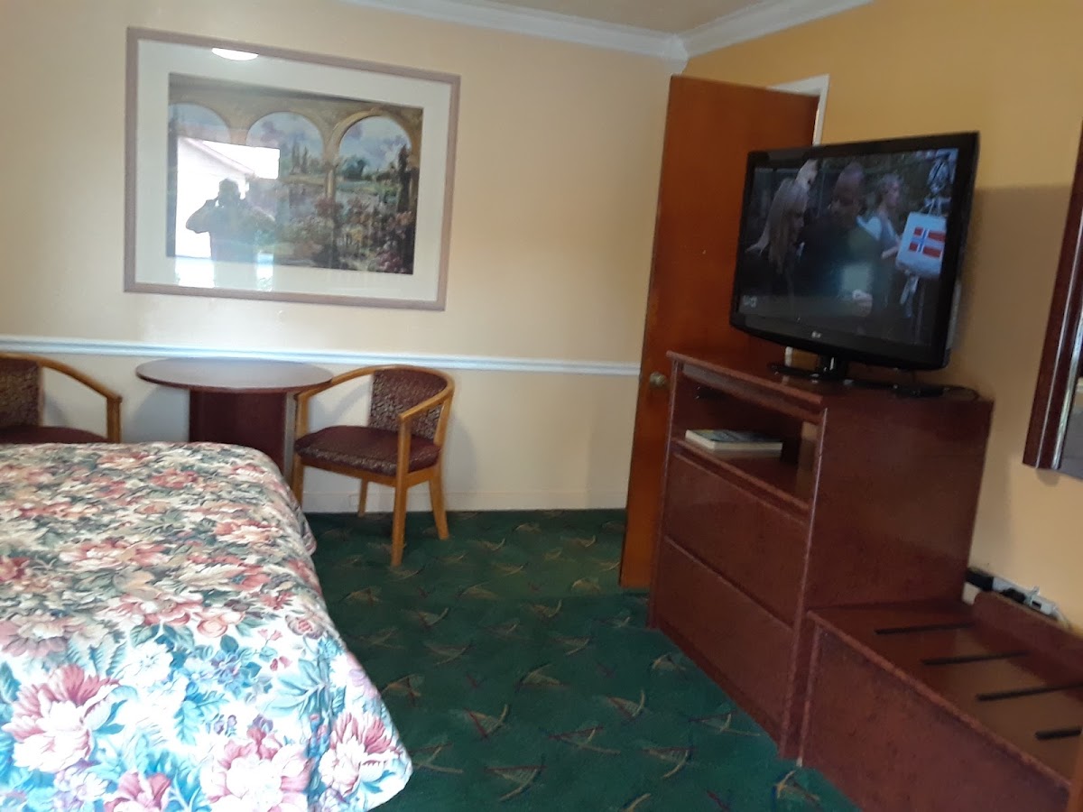 Day-Zee Inn photo 2
