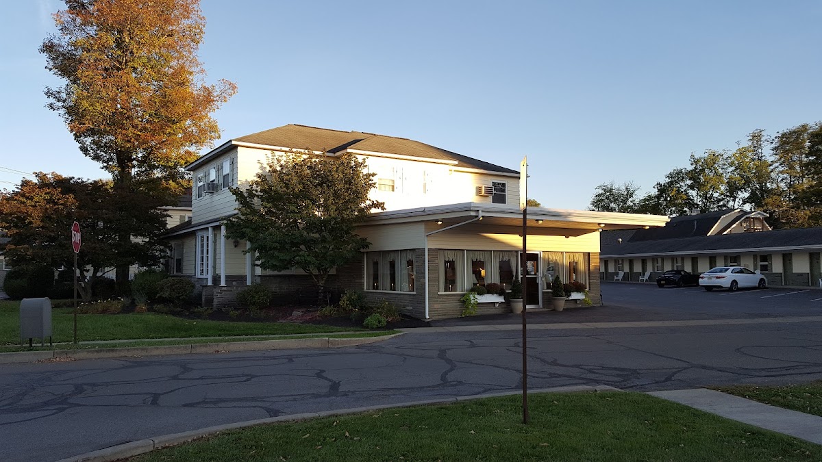 Canyon Motel