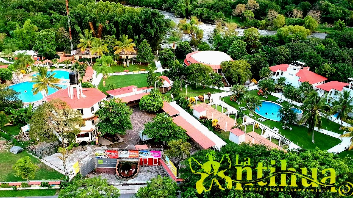 Hotel La Antihua Resort Campamento