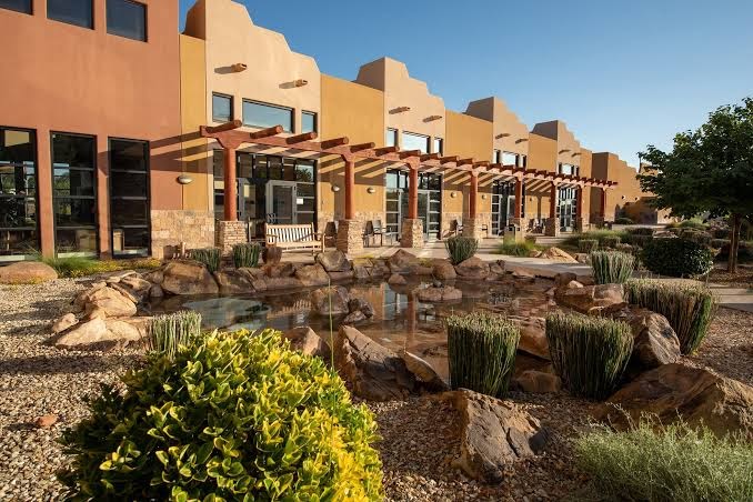 Moenkopi Legacy Inn & Suites