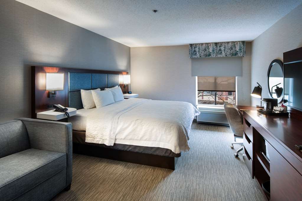 Hampton Inn & Suites Chicago/Lincolnshire photo 2