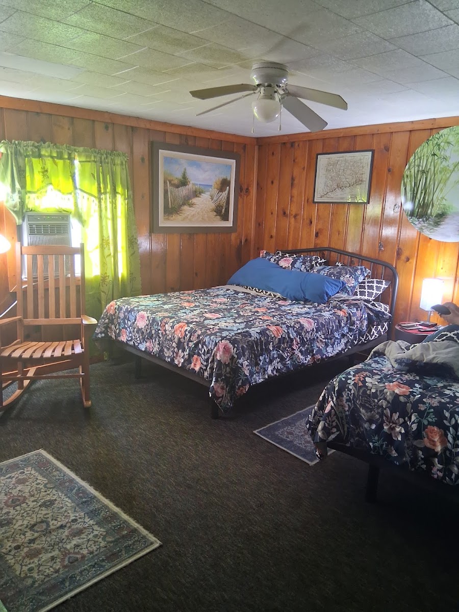 Deer Trail Motel photo 2