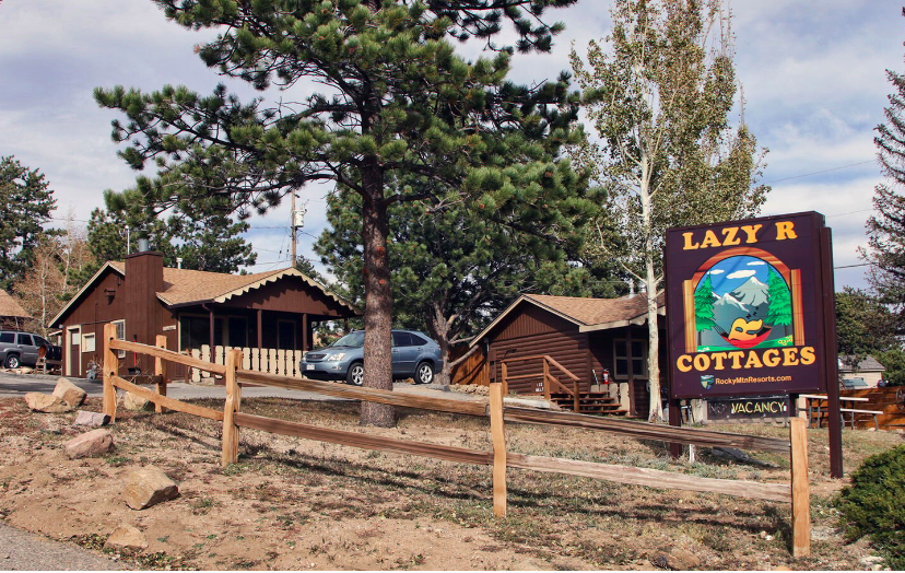 Lazy R Cottages