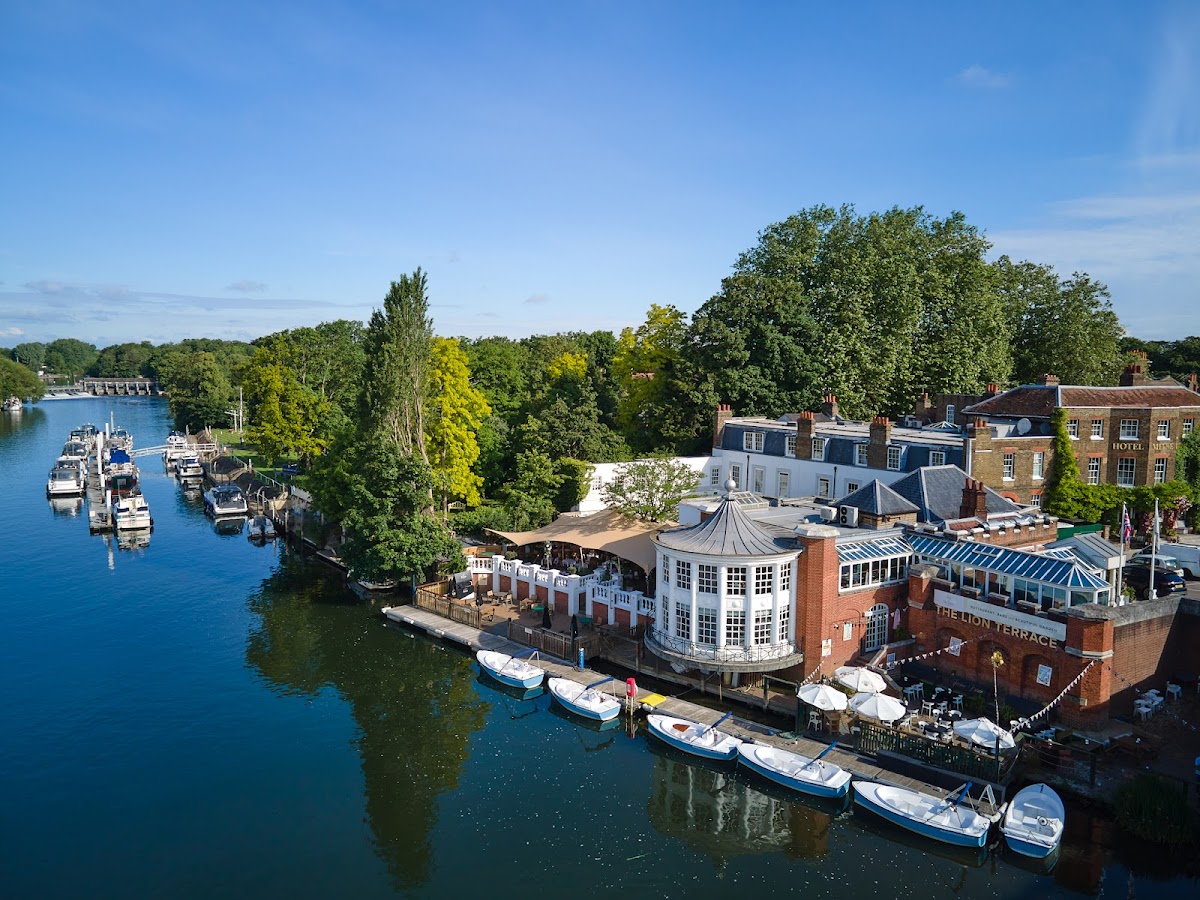 The Mitre Hotel, Hampton Court