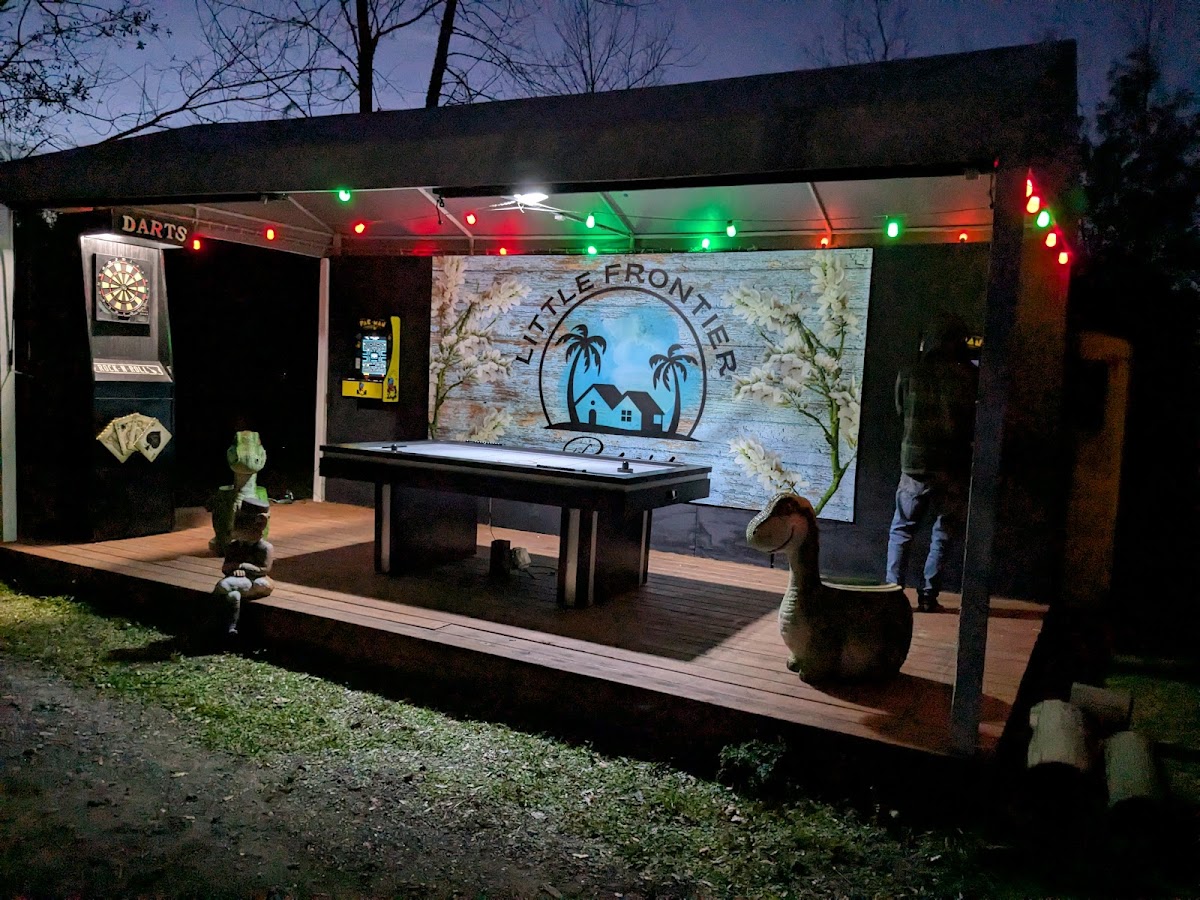 Little Frontier Resort