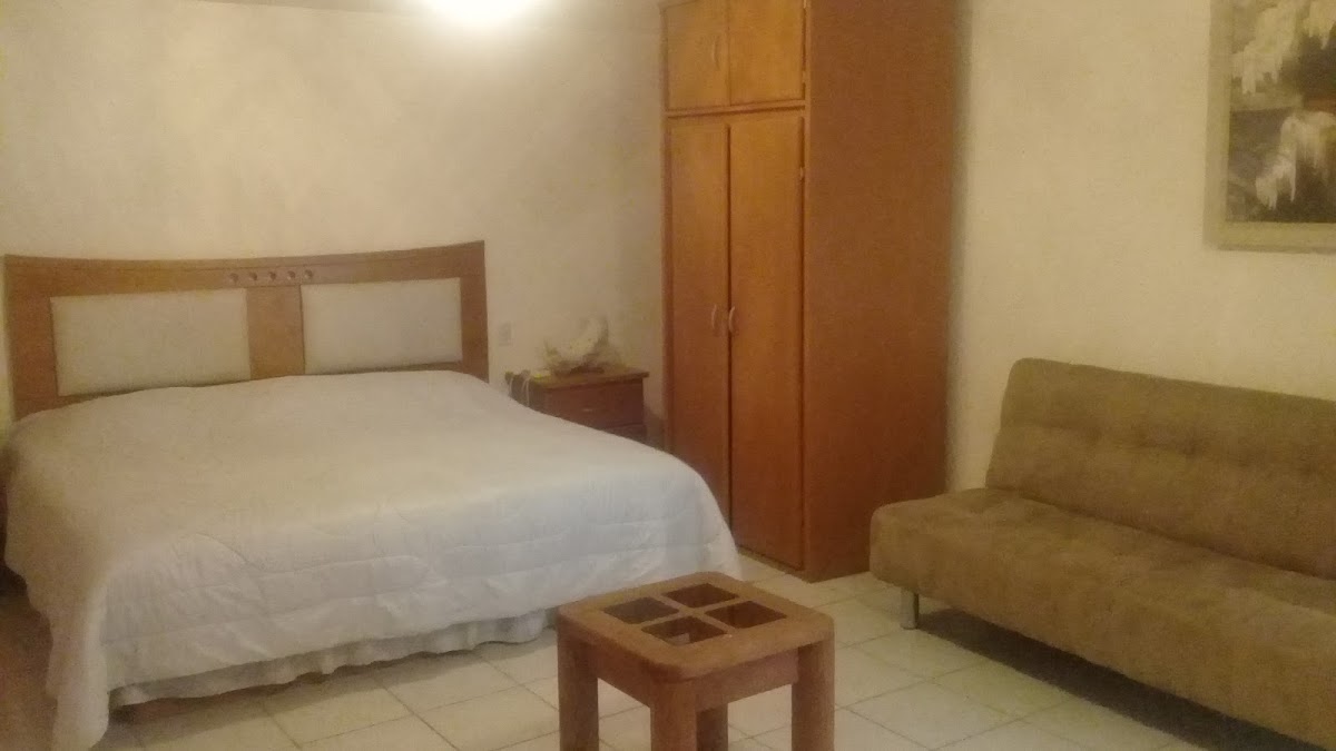 Zenaida Hotel