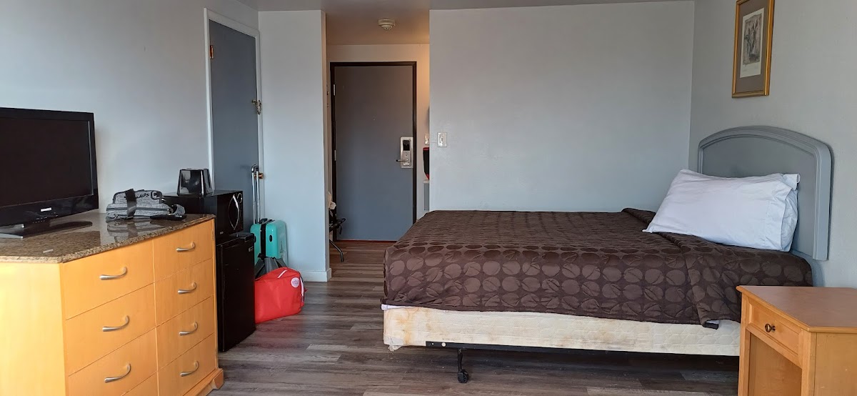 Vegas Hotel photo 2