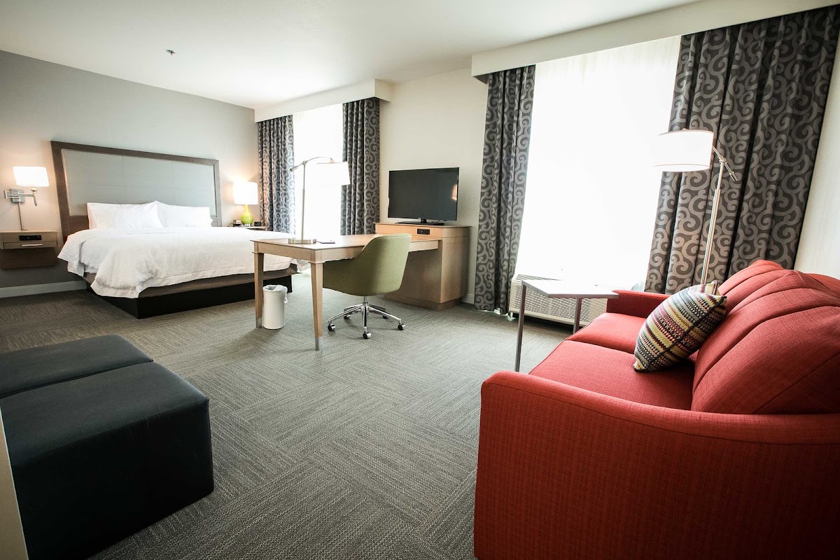 Hampton Inn & Suites Tempe/Phoenix Airport photo 2