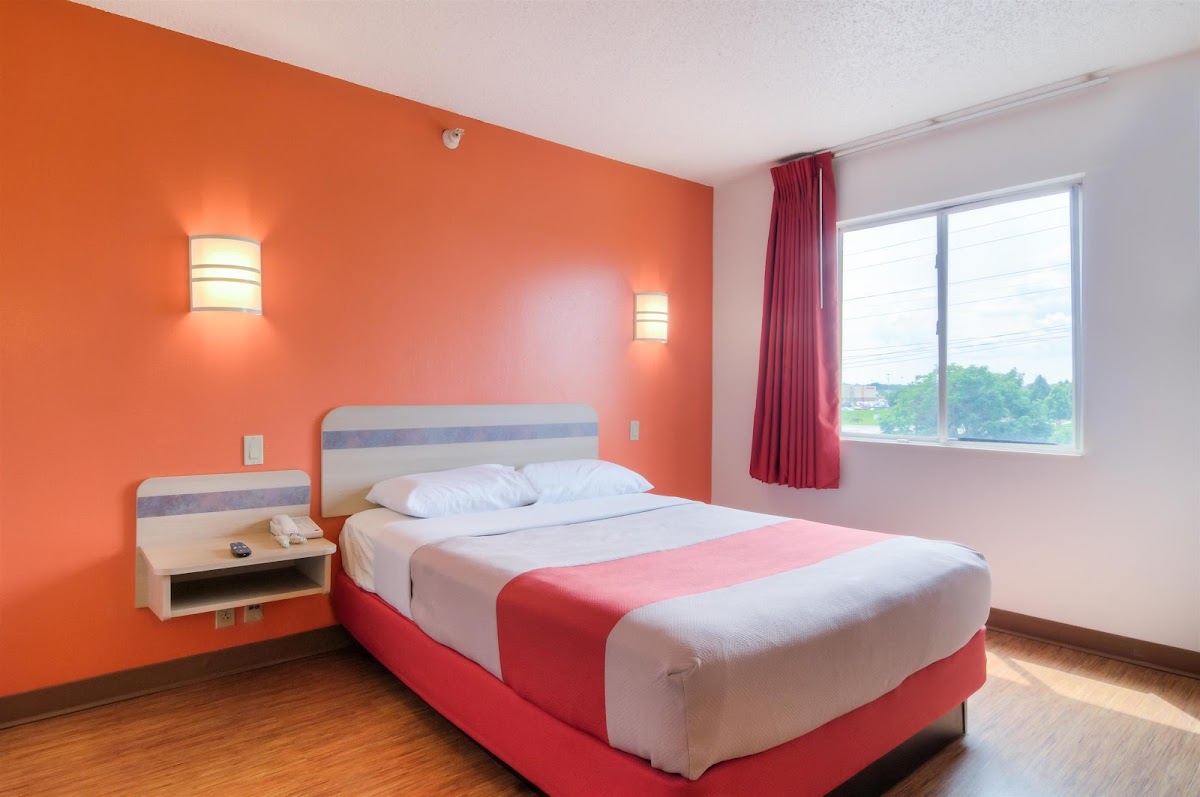 Motel 6 Joliet, IL - Chicago - I-55 photo 2