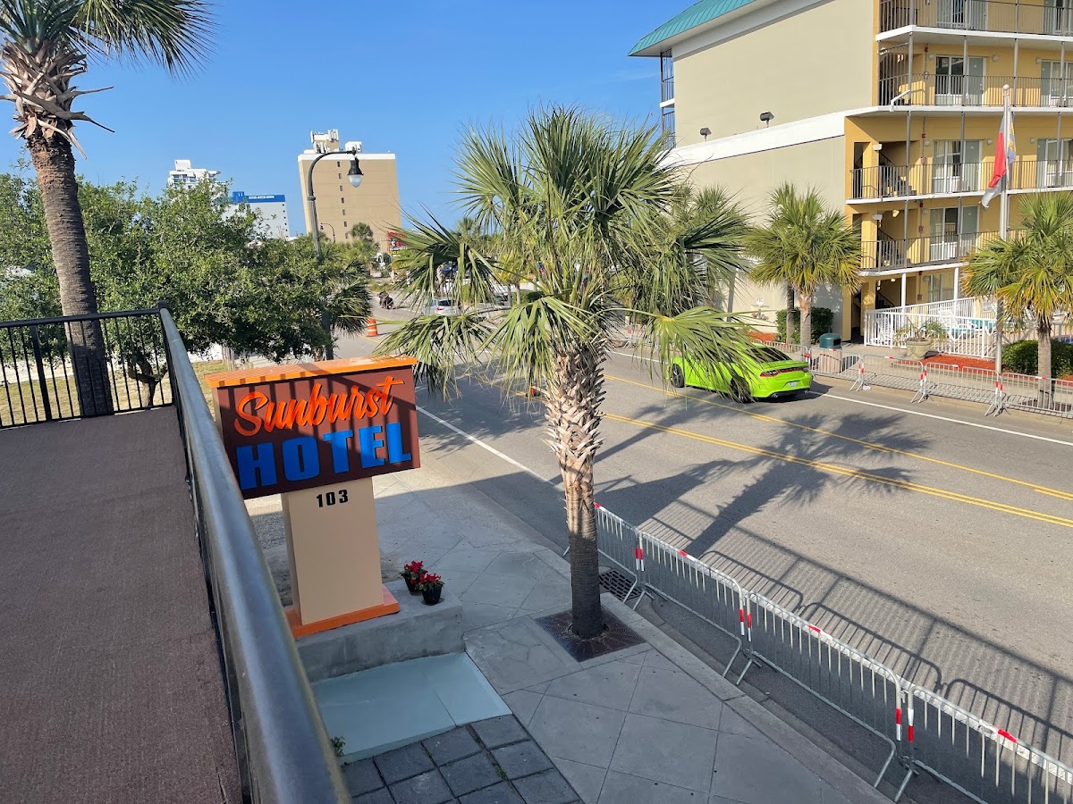 Sunburst Hotel
