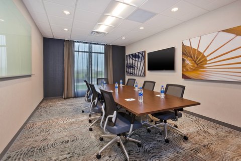 Fairfield by Marriott Inn & Suites Kalamazoo photo 2