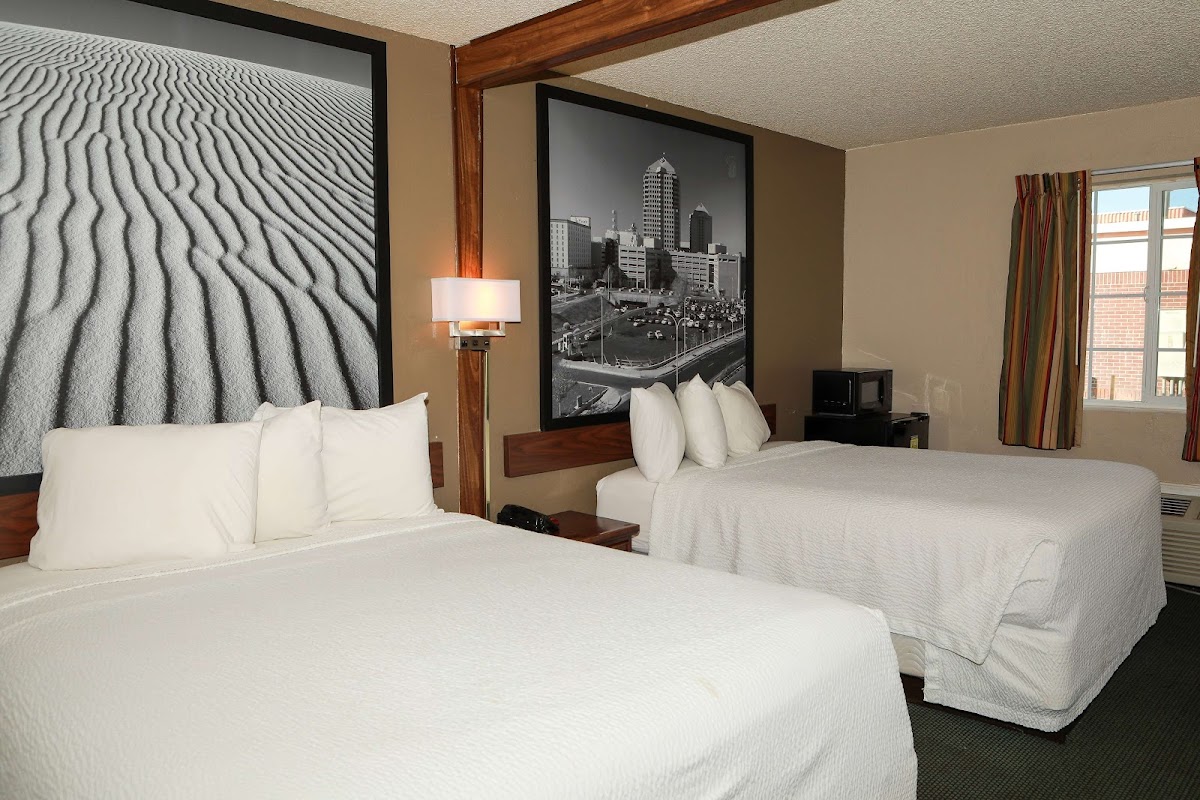 Super 8 by Wyndham Gallup photo 2