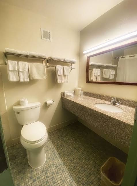Galesburg Extended Stay photo 2