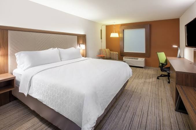 Holiday Inn Express & Suites Harrisburg S - Mechanicsburg photo 2
