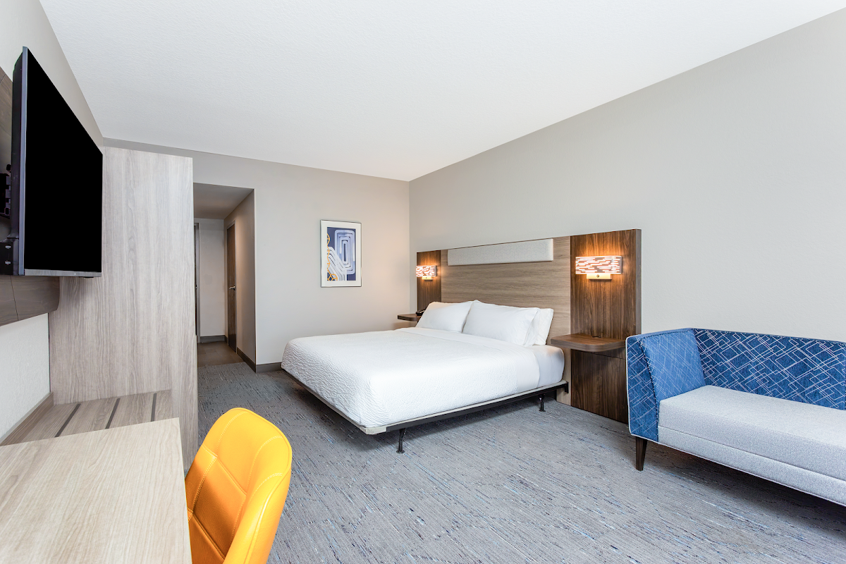 Holiday Inn Express & Suites Palm Coast - I-95 photo 2
