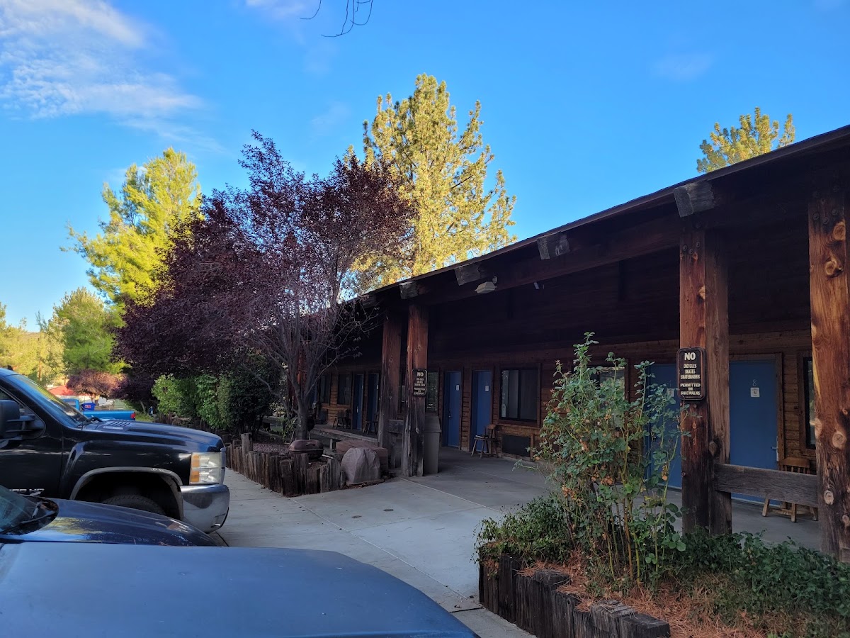 Pine Valley Inn Motel
