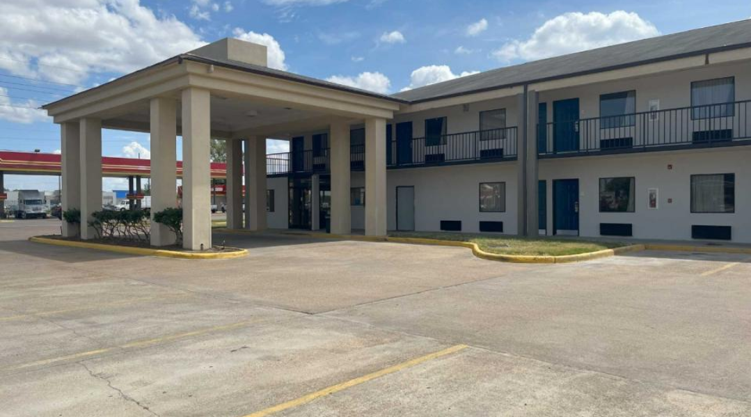 Motel 6 Cleveland, MS – Delta State University