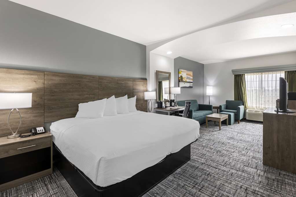 Best Western Plus MidAmerica Hotel photo 2