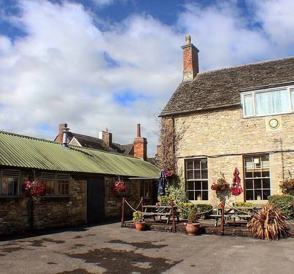 The White Hart, Cricklade