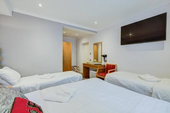 Kingsway Park Hotel photo 3