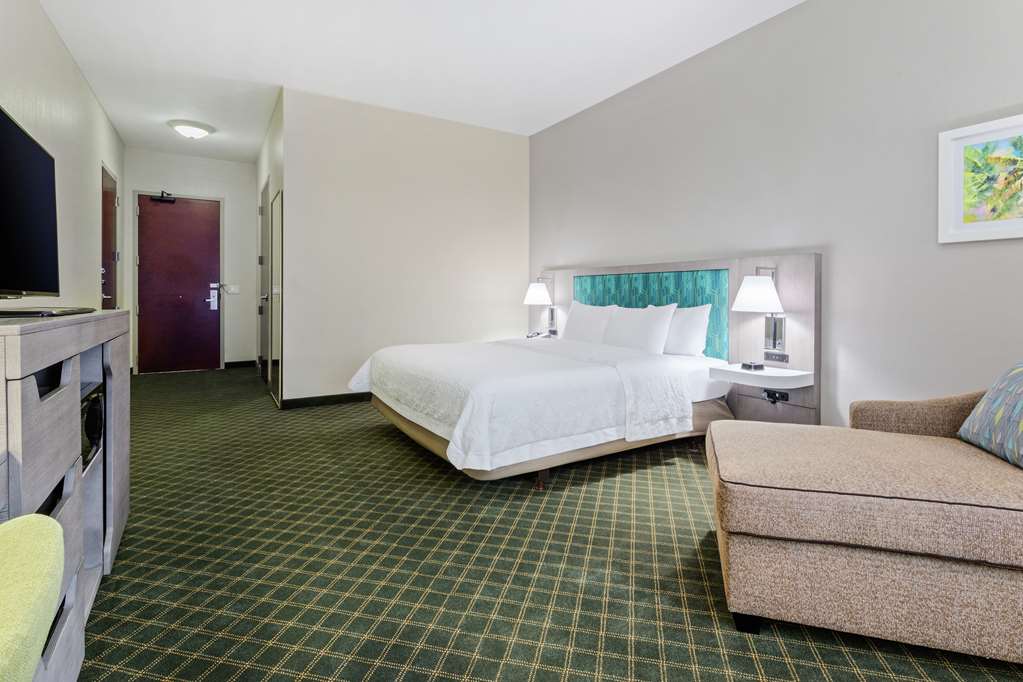 Hampton Inn West Palm Beach-Lake Worth-Turnpike photo 2