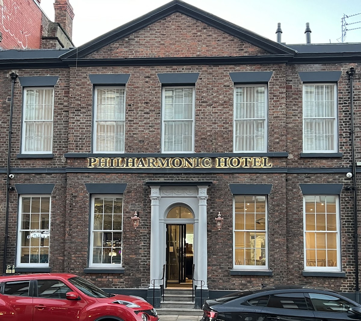 Philharmonic Hotel