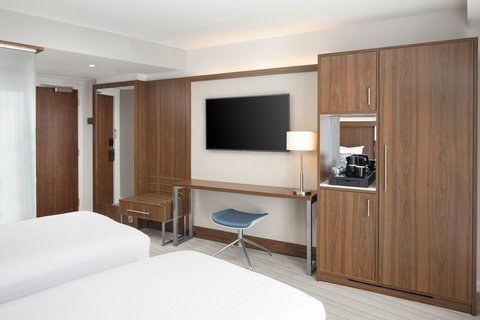 Courtyard by Marriott Oxford City Centre photo 2