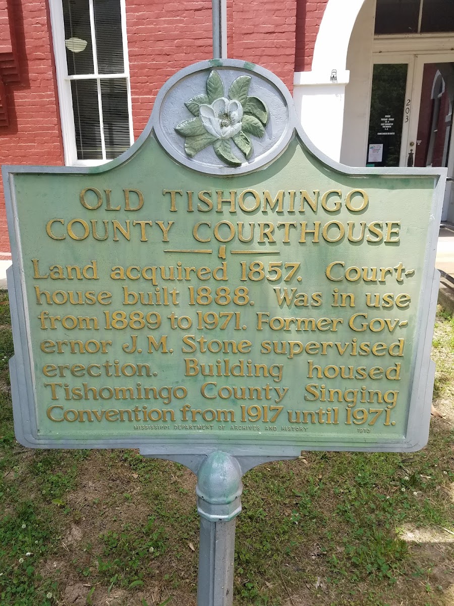 The Old Courthouse Museum