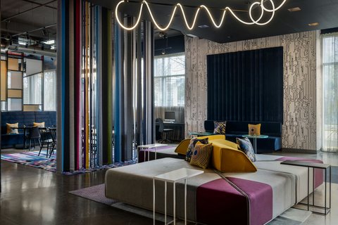 Aloft Houston by the Galleria photo 2