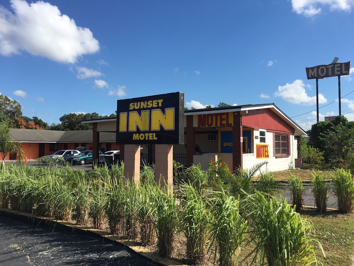 Sunset Inn Motel