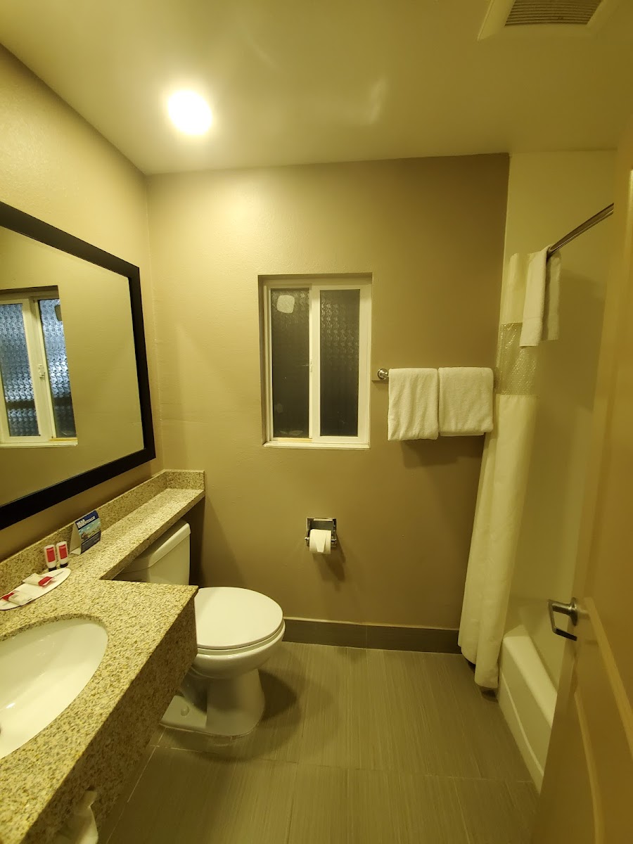 Travelodge by Wyndham Eureka photo 3