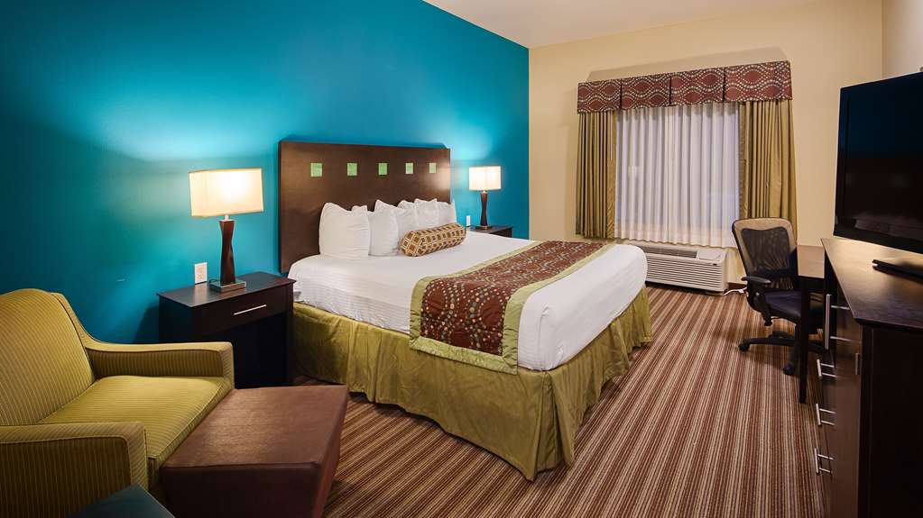 Best Western Plus DeSoto Inn & Suites photo 2