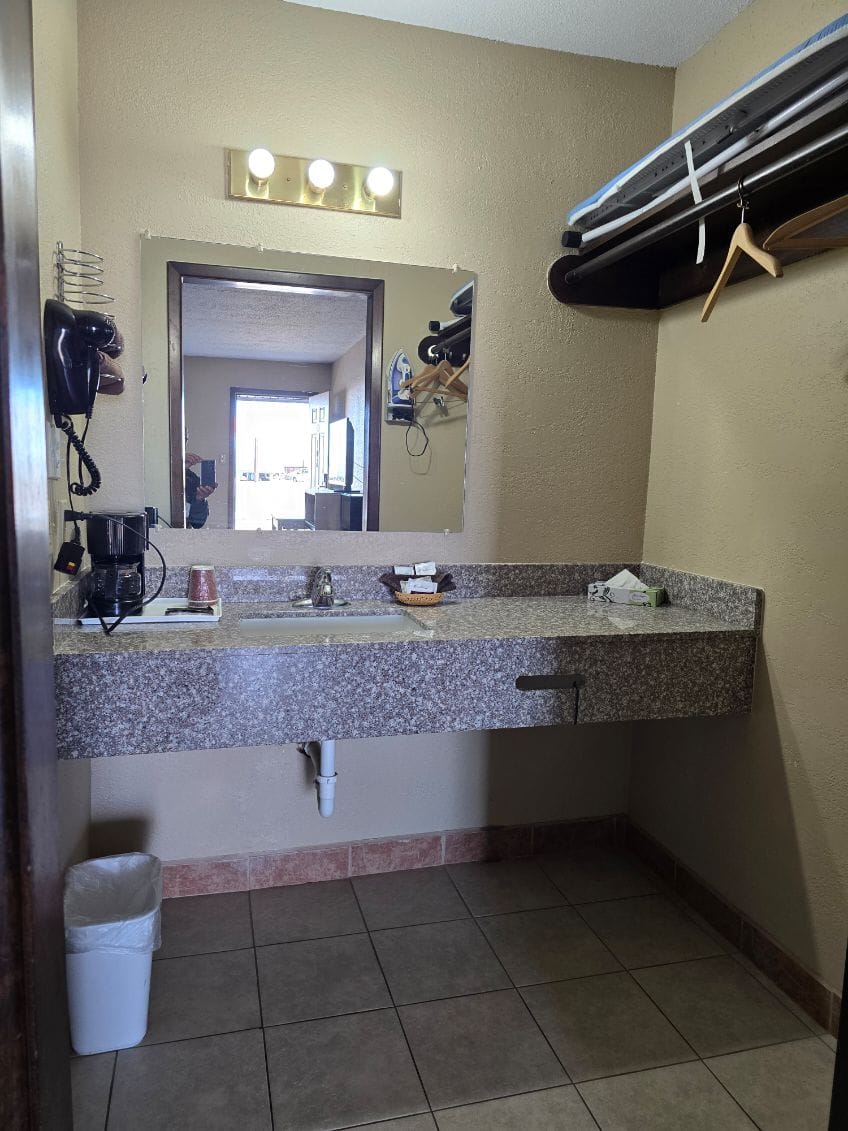 Lodge USA Motel photo 3