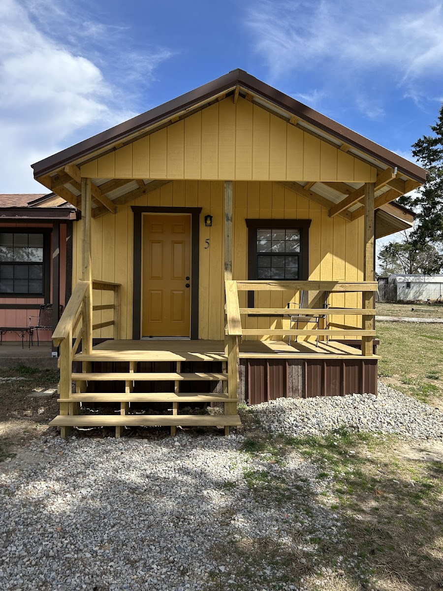Y Cabins