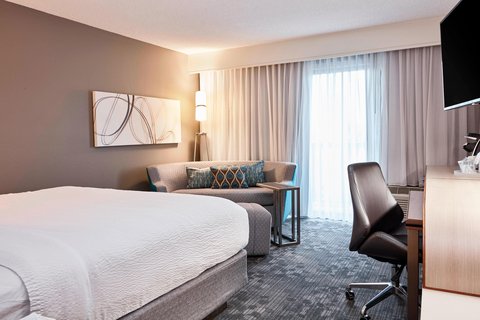 Courtyard by Marriott Cincinnati Airport South/Florence photo 2