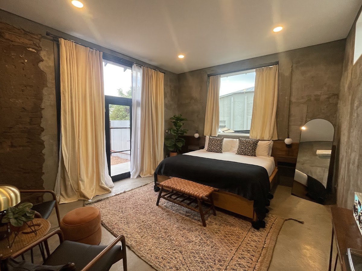 BOHEMIO Marfa | Bespoke Lodging & Paddle Club photo 2