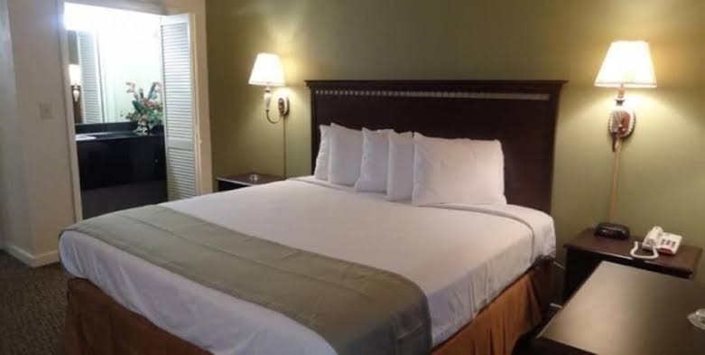 Motel 6 Abbeville, AL photo 2
