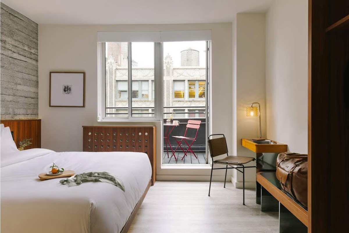 Hotel Henri NY photo 2